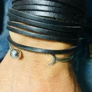 Pandora moments moon best sale and stars bangle